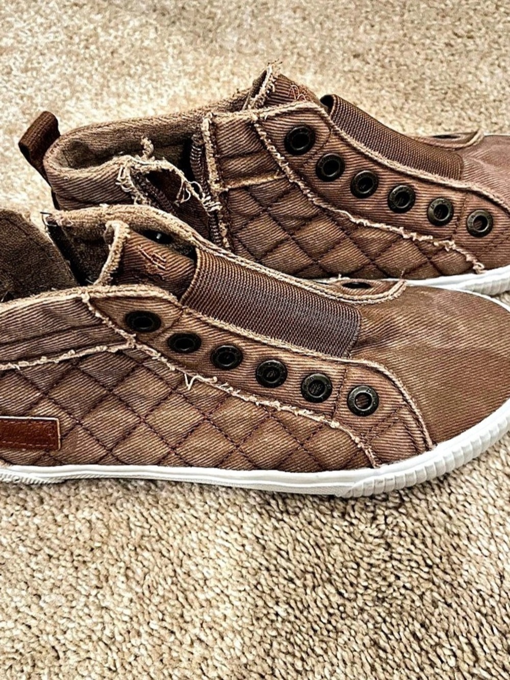 Blowfish Women's Brown Distressed Sneakers